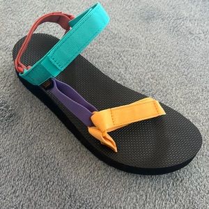 Teva Midform Universal Rainbow Sandals